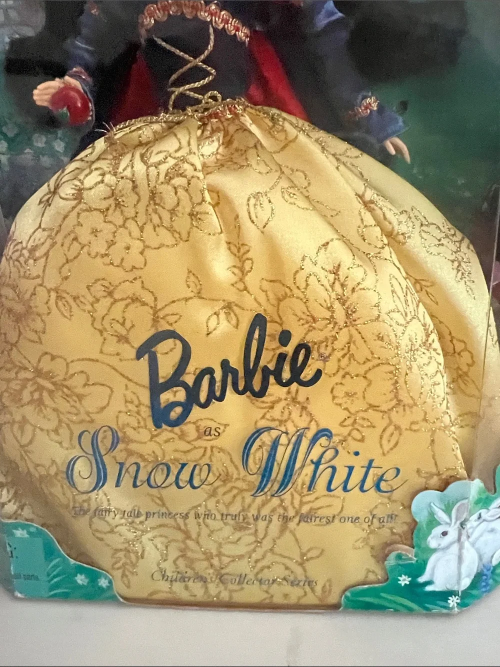 VNT Barbie Snow White 5th in Chil Collector Series NRFB 1998